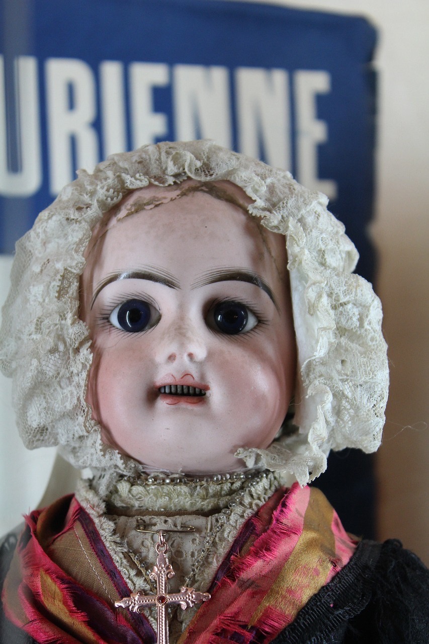 Nolcha Fox and I have a poem up on Hotel&nbsp;Masticadores!